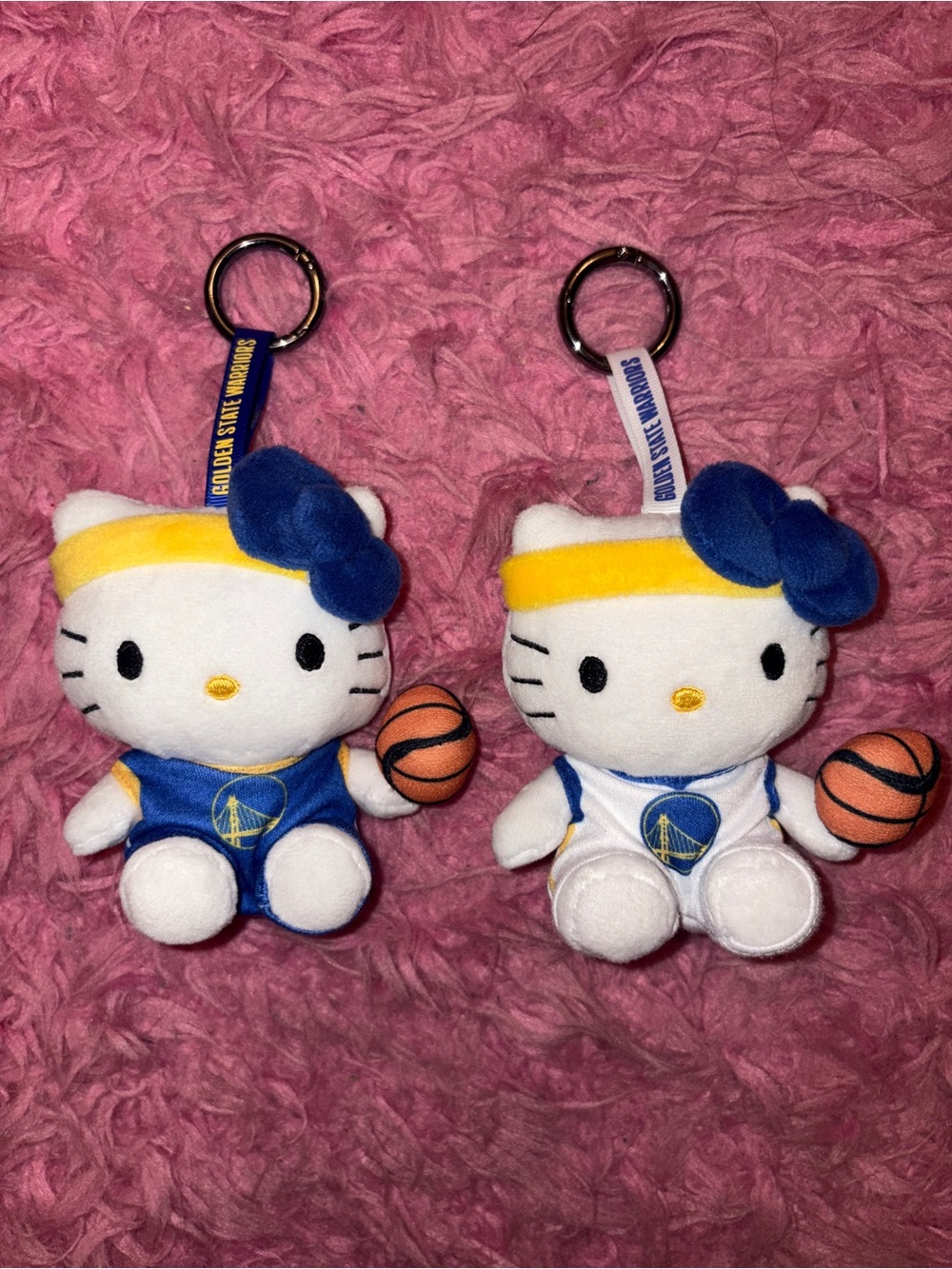 Sanrio Hello Kitty Basketball Keychain -50th anniversary
